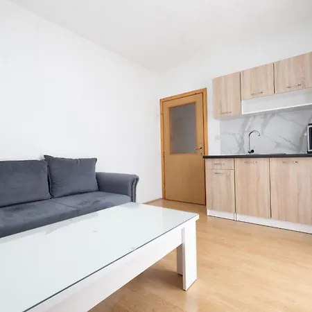 Ana Appartamento Kupres (Canton 10)